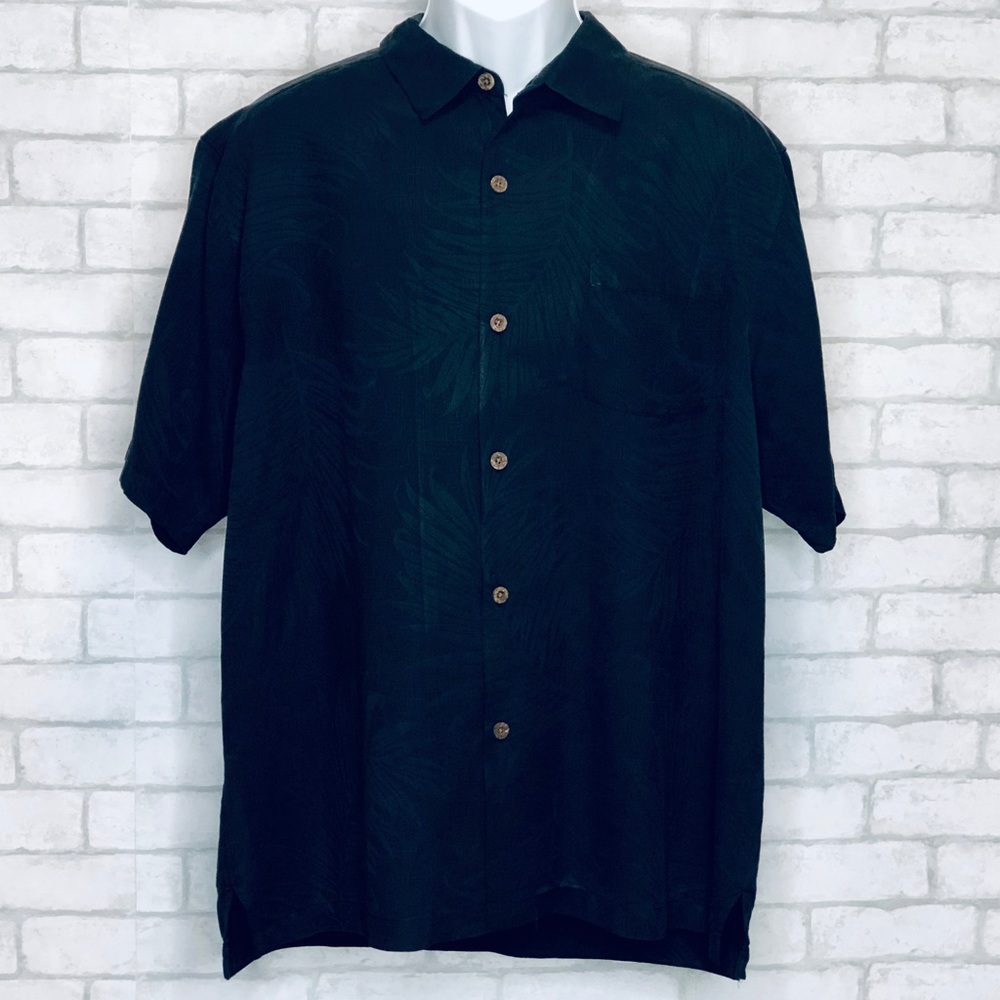 🏝Tommy Bahama 100% Silk Shirt (L)